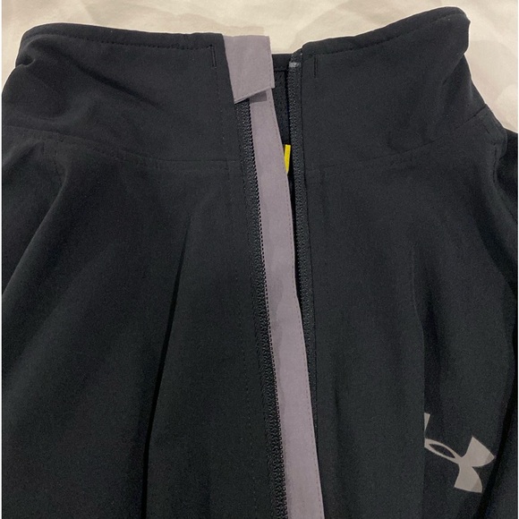 Men’s Under Armour jacket - Picture 5 of 6